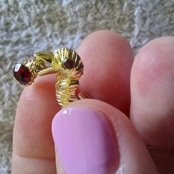 Duck Brooch - Picture 2 of 5